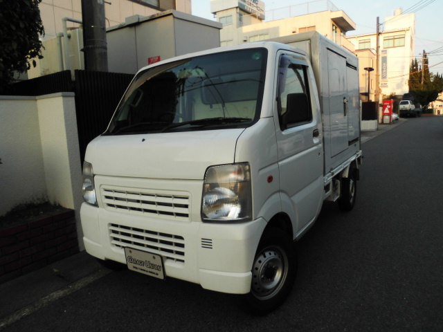 キャリイ冷蔵冷凍車