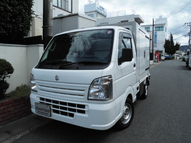 キャリイ冷蔵冷凍車